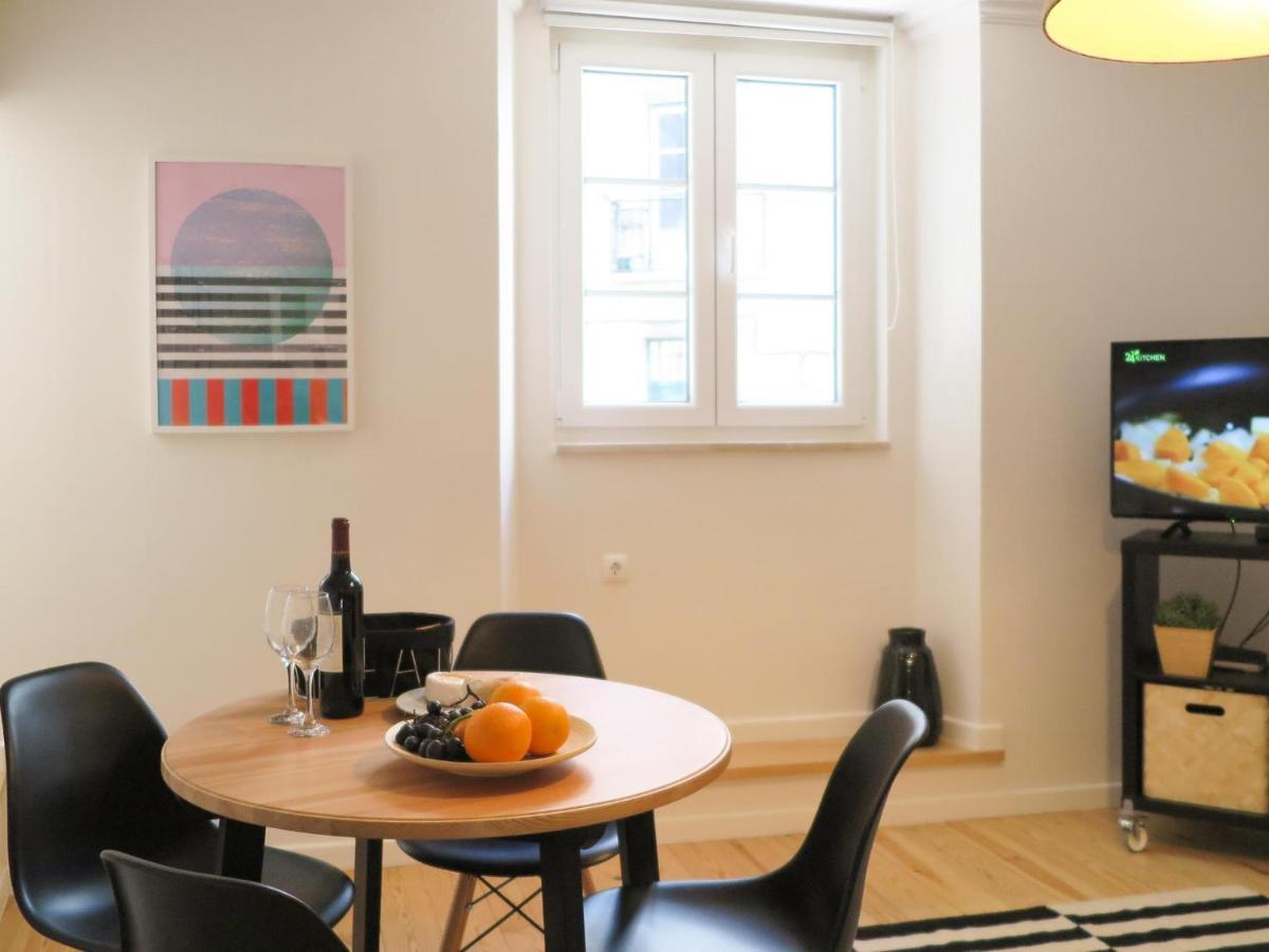 Historic Alfama Apt With Modern Style Lisbona Esterno foto