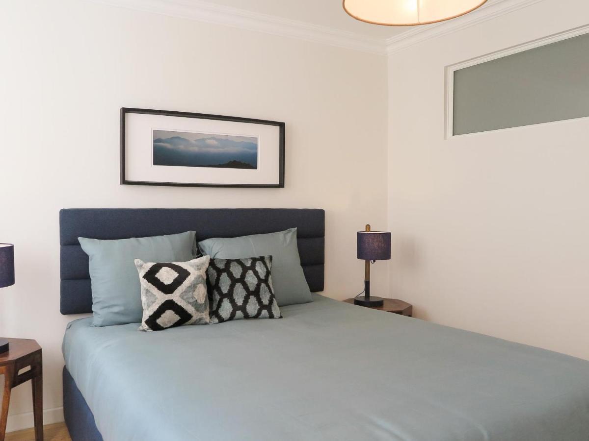 Historic Alfama Apt With Modern Style Lisbona Esterno foto